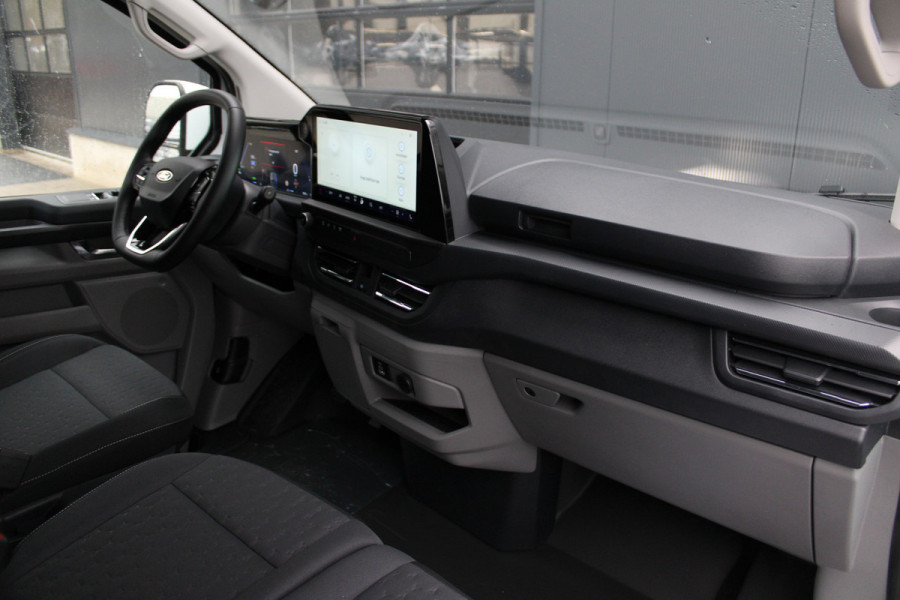 Ford E-Transit Custom 320 L1H1 Limited 65 kWh 218pk - Trekhaak - Pro Power - Stoelverwarming - Carplay/Android - Camera - Rijklaar