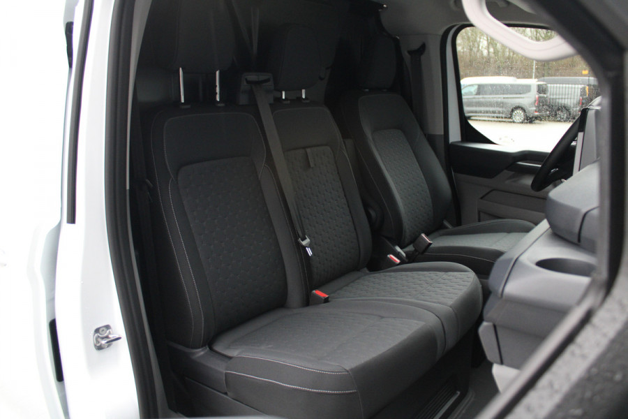 Ford E-Transit Custom 320 L1H1 Limited 65 kWh 218pk - Trekhaak - Pro Power - Stoelverwarming - Carplay/Android - Camera - Rijklaar