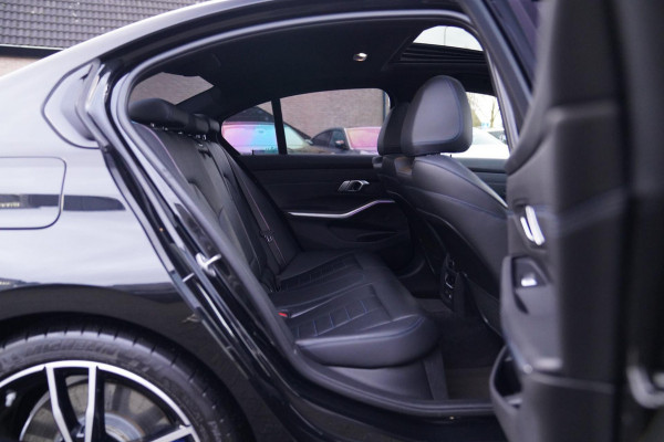 BMW 3-serie M340i xDrive High Executive | Schuifdak | Laser LED | Luxe Leder | 360 camera | Head Up display | Adaptieve Cruise |