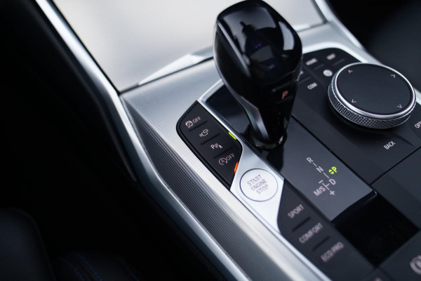 BMW 3-serie M340i xDrive High Executive | Schuifdak | Laser LED | Luxe Leder | 360 camera | Head Up display | Adaptieve Cruise |