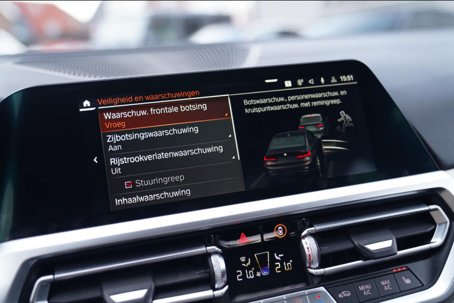 BMW 3-serie M340i xDrive High Executive | Schuifdak | Laser LED | Luxe Leder | 360 camera | Head Up display | Adaptieve Cruise |