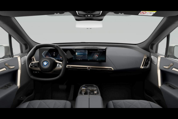 BMW iX M60 xDrive - Pano - Bowers & Wilkins - Trekhaak - Stoelventilatie