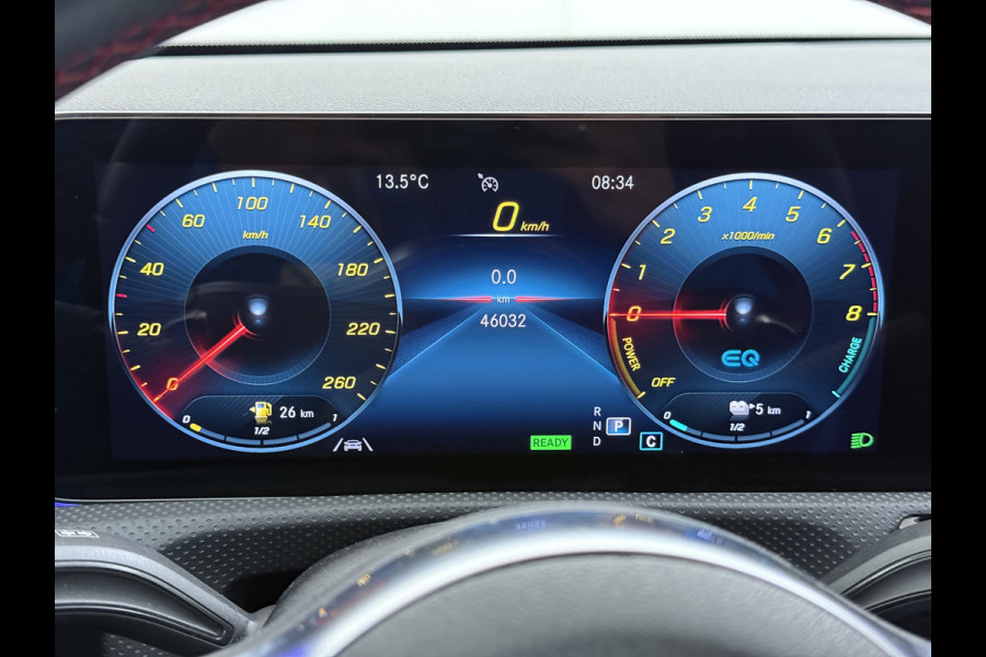 Mercedes-Benz CLA-Klasse 250e AMG // Keyless Entry // Sfeerverlichting // Camera // 19" AMG Velgen // Apple Carplay // Android Auto // Privacy Glas