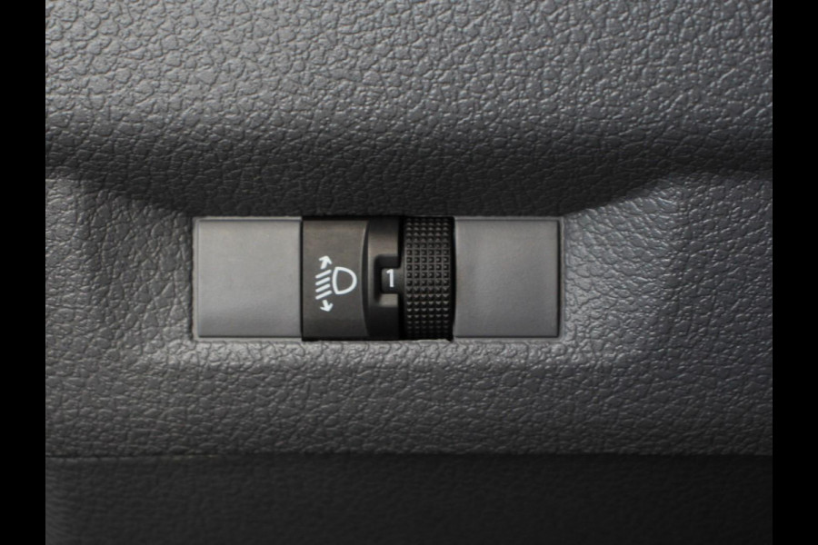 Opel Vivaro Combi 1.5 CDTI L3H1 9-Persoons | Climate control | Cruise control | Radio | Apple Carplay/ Android Auto