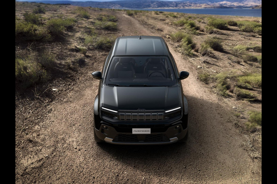 Jeep Avenger 1.2 e-Hybrid Black Edition | Automaat | Winter Pack