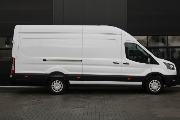 Ford Transit 350 2.0 TDCI L4H3 Trend RWD 130pk - Spiegel Camera - Cruise - Carplay - Airco - PDC - Rijklaar