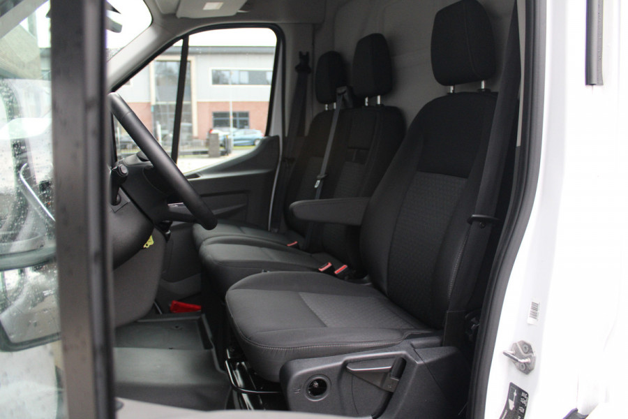 Ford Transit 350 2.0 TDCI L4H3 Trend RWD 130pk - Spiegel Camera - Cruise - Carplay - Airco - PDC - Rijklaar