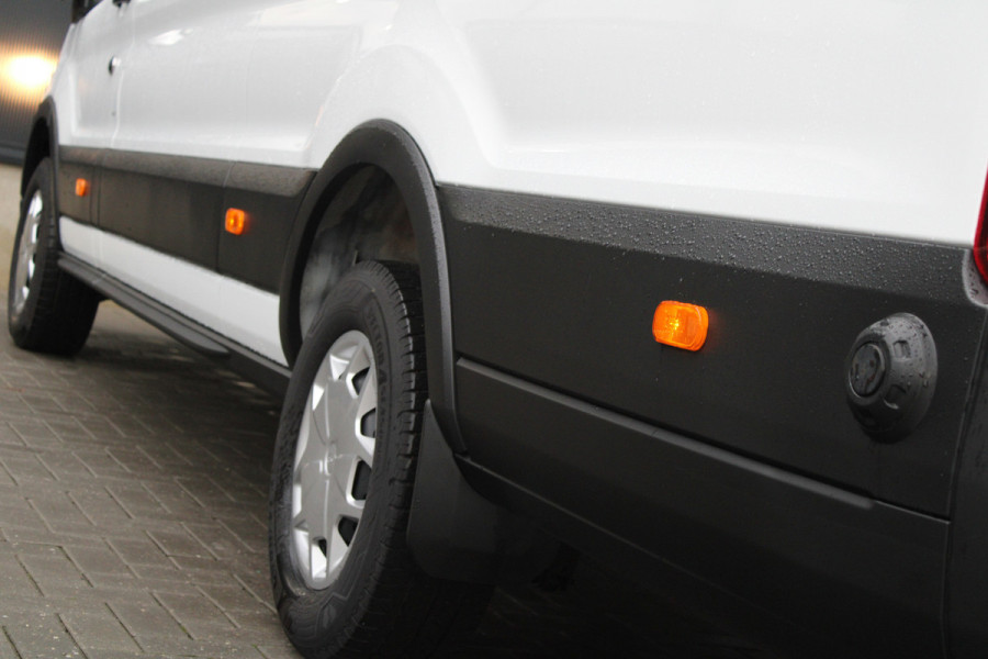 Ford Transit 350 2.0 TDCI L4H3 Trend RWD 130pk - Spiegel Camera - Cruise - Carplay - Airco - PDC - Rijklaar