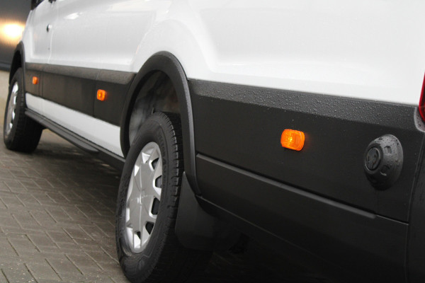 Ford Transit 350 2.0 TDCI L4H3 Trend RWD 130pk - Spiegel Camera - Cruise - Carplay - Airco - PDC - Rijklaar