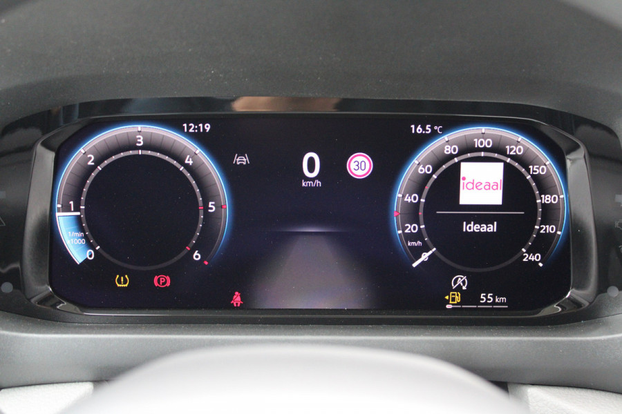 Volkswagen Crafter 30 2.0 TDI L3H3 140pk - Navigatie - DAB - Geveerde Stoel - Camera - Carplay - Rijklaar