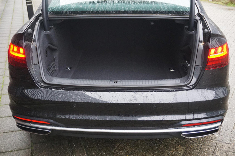 Audi A4 Limousine 35 TFSI 150PK Virtual Cockpit/Sportstoelen/ Origineel Nederlands/1e Eigenaar.