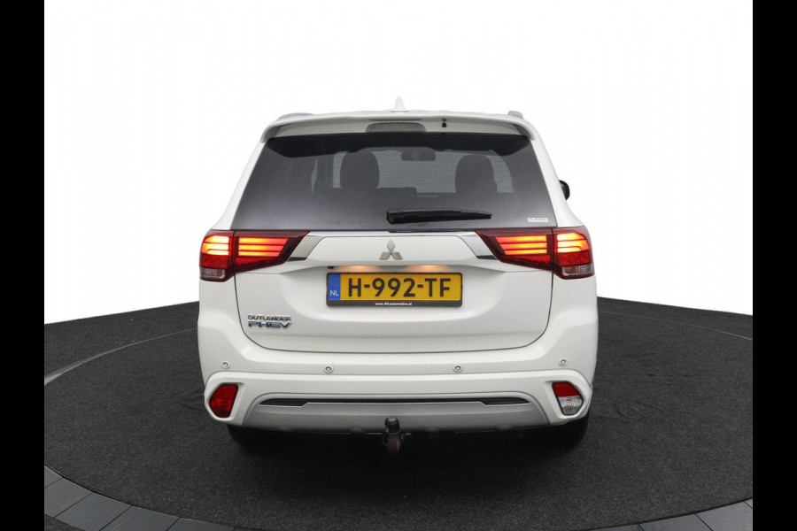 Mitsubishi Outlander 2.4 PHEV Pure*AUTOM.*ECC*CRUISE*NAVI*CAM*TEL*