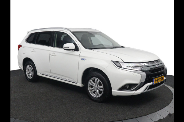 Mitsubishi Outlander 2.4 PHEV Pure*AUTOM.*ECC*CRUISE*NAVI*CAM*TEL*