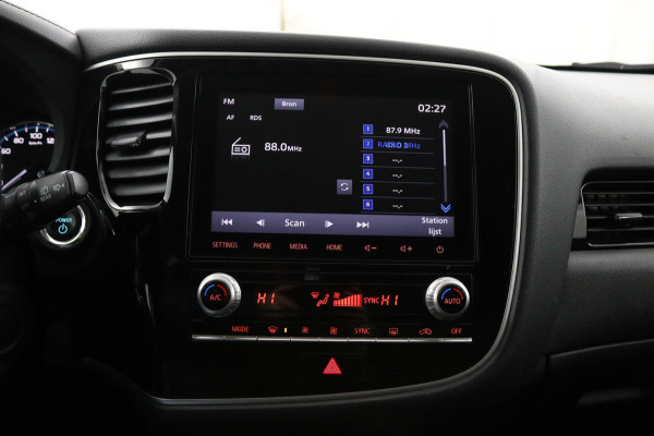 Mitsubishi Outlander 2.4 PHEV Pure*AUTOM.*ECC*CRUISE*NAVI*CAM*TEL*
