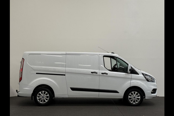 Ford Transit Custom L2H1 Trend 130PK Automaat Navigatie DAB Parkeersensoren Airco Camera Carplay