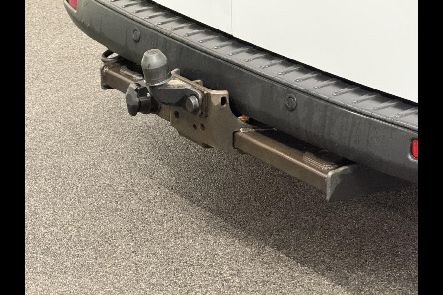 Ford Transit Custom L2H1 Trend 130PK Automaat Navigatie DAB Parkeersensoren Airco Camera Carplay