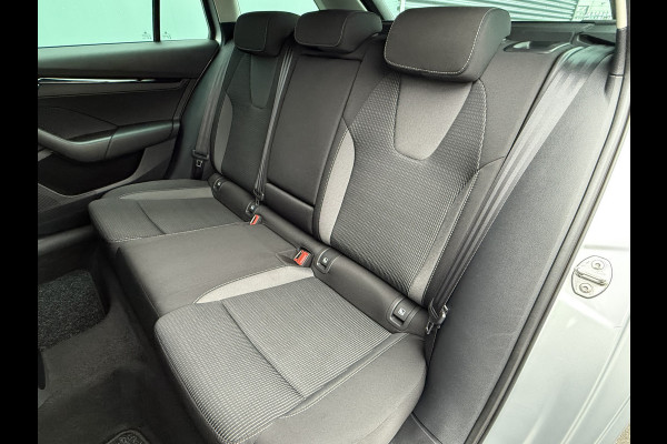 Škoda Octavia Combi BWJ 2022 | 1.0TSI 111PK Business Ed | CLIMA | NAVI | PDC | PRIVACY GLASS | CARPLAY | CRUISE | VIRTUAL COCKPIT