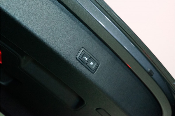 Audi Q3 Sportback e-hybrid 272PK | MY 2026 PER DIRECT LEVERBAAR | Matrix | Pano | Sfeer | HUD | VOL! 5 JAAR FABRIEKSGARANTIE