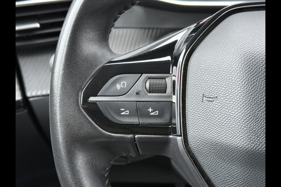Peugeot 2008 BWJ 2021 | 1.2PT 101PK Allure | TREKHAAK | CAMERA A | CLIMA | NAVI | CRUISE | PRIVACY GLASS | CARPLAY |