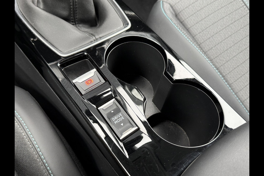 Peugeot 2008 BWJ 2021 | 1.2PT 101PK Allure | TREKHAAK | CAMERA A | CLIMA | NAVI | CRUISE | PRIVACY GLASS | CARPLAY |