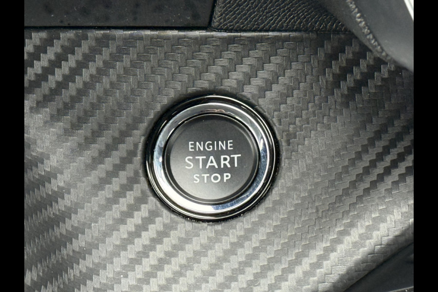 Peugeot 2008 BWJ 2021 | 1.2PT 101PK Allure | TREKHAAK | CAMERA A | CLIMA | NAVI | CRUISE | PRIVACY GLASS | CARPLAY |