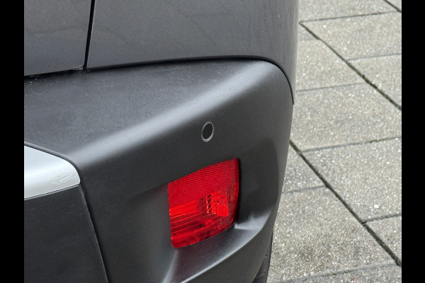 Peugeot 2008 BWJ 2021 | 1.2PT 101PK Allure | TREKHAAK | CAMERA A | CLIMA | NAVI | CRUISE | PRIVACY GLASS | CARPLAY |