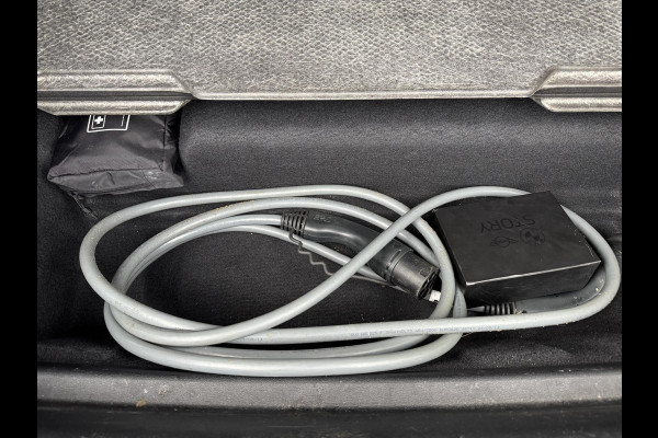 BMW iX2 eDrive20 67 kWh M SPORT | ORIG NL AUTO | 1E EIG. | TOPSTAAT! | 100% ONGEVAL VERLEDEN VRIJ! | DAB+ | ACTIVE GUARD | PARK PACKAGE | COMFORT ACCES | STOELVERWARMING ETC