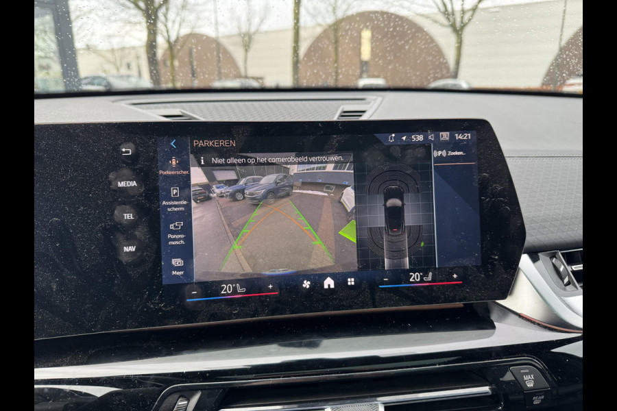 BMW iX2 eDrive20 67 kWh M SPORT | ORIG NL AUTO | 1E EIG. | TOPSTAAT! | 100% ONGEVAL VERLEDEN VRIJ! | DAB+ | ACTIVE GUARD | PARK PACKAGE | COMFORT ACCES | STOELVERWARMING ETC