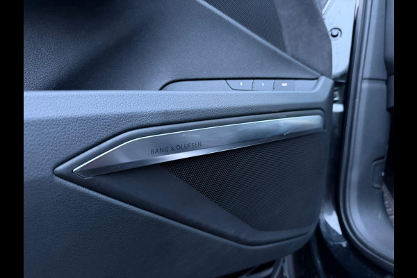 Audi e-tron e-tron 55 quattro advanced 95 kWh S LINE | CRUISE CONTROL ADAPTIVE | LEDEREN+ ELECTR. STOELEN+ GEHEUGEN |  B&O AUDIO | PANORAMADAK | TREKHAAK