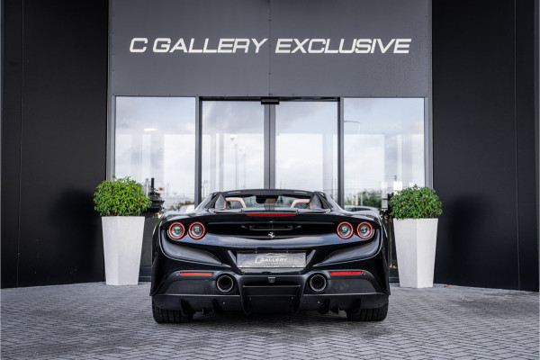 Ferrari F8 Spider 3.9 V8 HELE - Origineel NL | Akrapovic 50 Years | Nero | Carbon Racing Seats | Lift | Camera