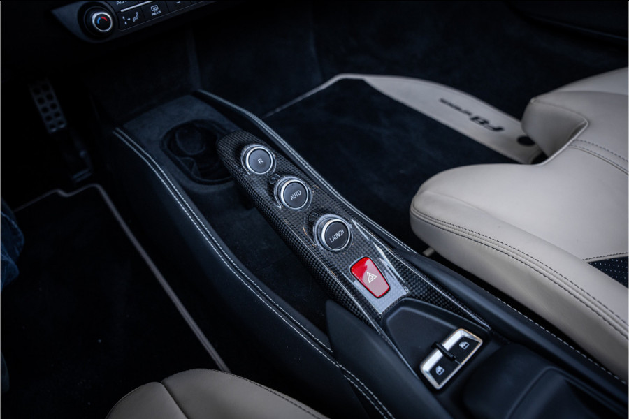 Ferrari F8 Spider 3.9 V8 HELE - Origineel NL | Akrapovic 50 Years | Nero | Carbon Racing Seats | Lift | Camera