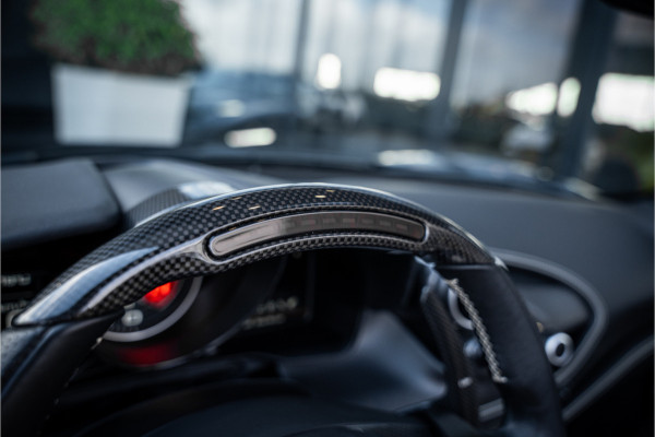 Ferrari F8 Spider 3.9 V8 HELE - Origineel NL | Akrapovic 50 Years | Nero | Carbon Racing Seats | Lift | Camera