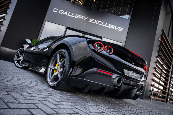 Ferrari F8 Spider 3.9 V8 HELE - Origineel NL | Akrapovic 50 Years | Nero | Carbon Racing Seats | Lift | Camera