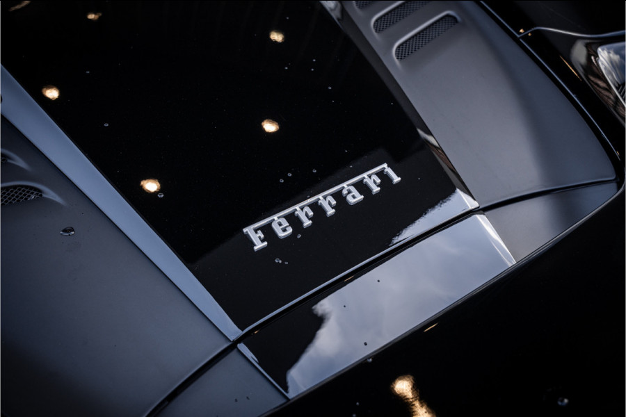 Ferrari F8 Spider 3.9 V8 HELE - Origineel NL | Akrapovic 50 Years | Nero | Carbon Racing Seats | Lift | Camera