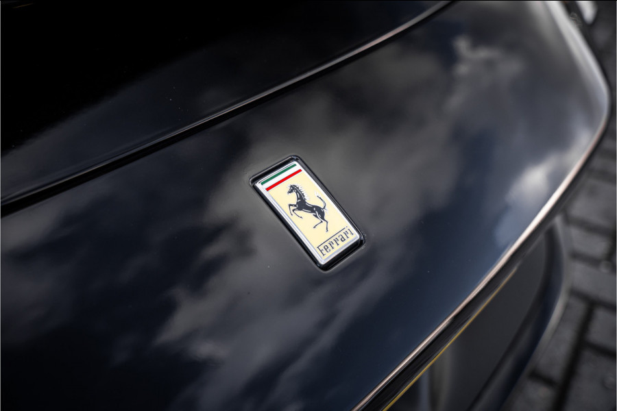 Ferrari F8 Spider 3.9 V8 HELE - Origineel NL | Akrapovic 50 Years | Nero | Carbon Racing Seats | Lift | Camera