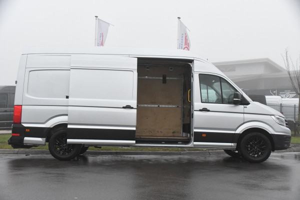 Volkswagen Crafter 35 2.0 TDI L4H4 Highline Adaptieve Cruise, Camera, Carplay, LED, Clima, Automaat, Sensoren, 177pk, Trekhaak, Sensoren, Uniek! camper project