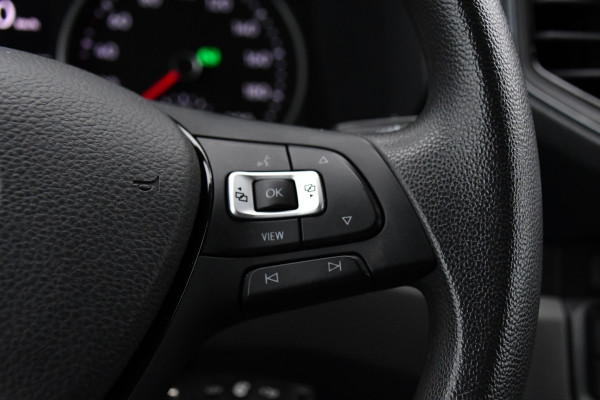 Volkswagen Crafter 35 2.0 TDI L4H4 Highline Adaptieve Cruise, Camera, Carplay, LED, Clima, Automaat, Sensoren, 177pk, Trekhaak, Sensoren, Uniek! camper project