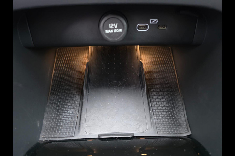 Volvo C40 Recharge Twin Ultimate 82 kWh Harman Kardon, elektr. stoelen met memory, elektr. achterklep, panorama glasdak wordt verwacht