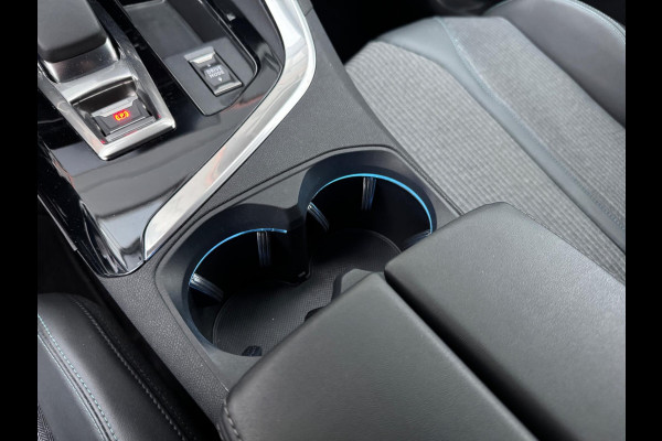Peugeot 3008 1.6 HYbrid 300PK 360°Camera Nav