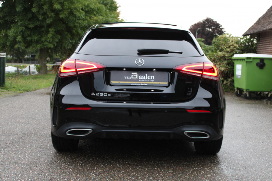 Mercedes-Benz A-Klasse 250 e Business PHEV AMG ORG NL PANO SFEER MATRIX LED 116000KM!!!