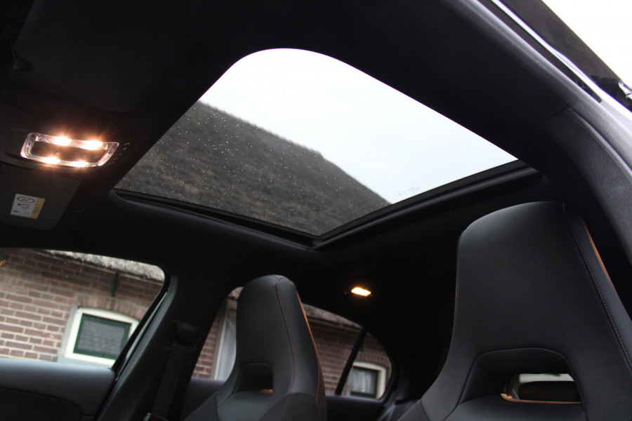 Mercedes-Benz A-Klasse 250 e Business PHEV AMG ORG NL PANO SFEER MATRIX LED 116000KM!!!