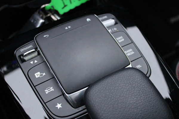 Mercedes-Benz A-Klasse 250 e Business PHEV AMG ORG NL PANO SFEER MATRIX LED 116000KM!!!