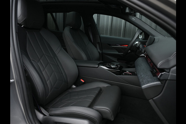 BMW 5 Serie Touring 530e xDrive · M Sportpaket Pro ·Harman Kardon · M Sport Suspension · Adaptive Led · Driving Assistant Plus · Ambient Lig