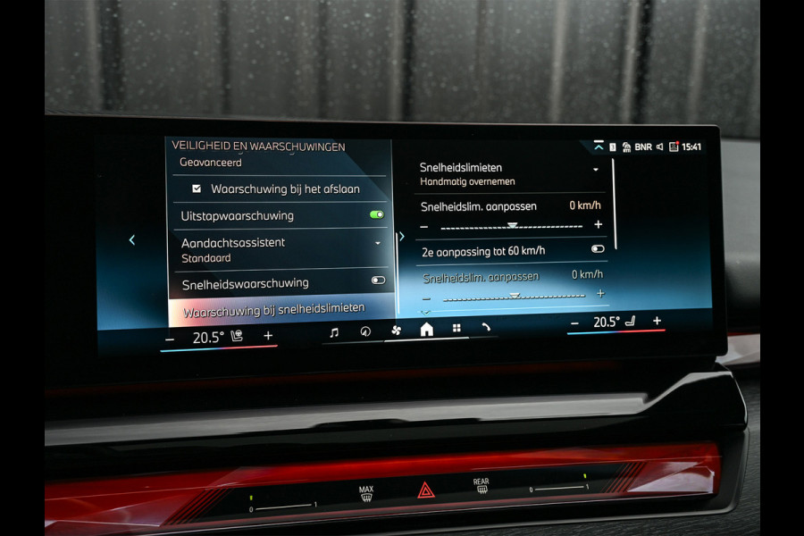 BMW 5 Serie Touring 530e xDrive · M Sportpaket Pro ·Harman Kardon · M Sport Suspension · Adaptive Led · Driving Assistant Plus · Ambient Lig