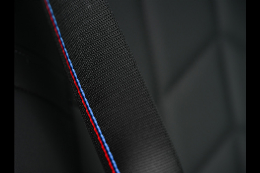 BMW 5 Serie Touring 530e xDrive · M Sportpaket Pro ·Harman Kardon · M Sport Suspension · Adaptive Led · Driving Assistant Plus · Ambient Lig