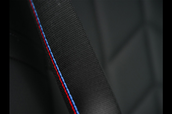 BMW 5 Serie Touring 530e xDrive · M Sportpaket Pro ·Harman Kardon · M Sport Suspension · Adaptive Led · Driving Assistant Plus · Ambient Lig