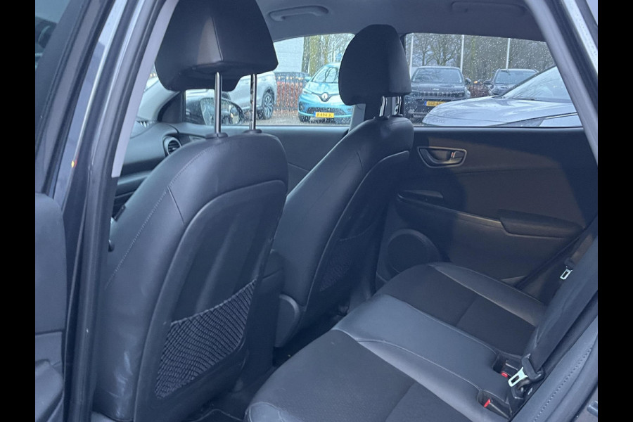 Hyundai Kona EV Premium 64 kWh SOH 100% | 3-Fase | Warmtepomp | Stoel- & Stuurverwarming | Afneembare Trekhaak | Volledig Hyundai-dealer onderhouden
