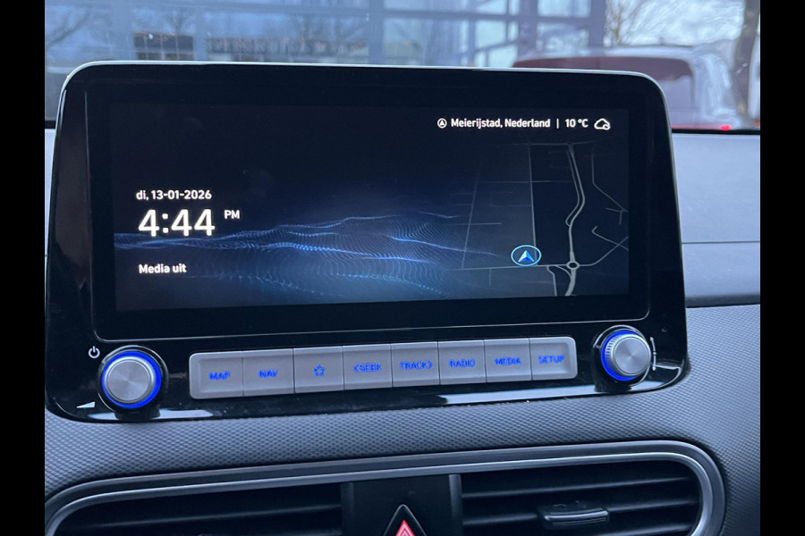 Hyundai Kona EV Premium 64 kWh SOH 100% | 3-Fase | Warmtepomp | Stoel- & Stuurverwarming | Afneembare Trekhaak | Volledig Hyundai-dealer onderhouden