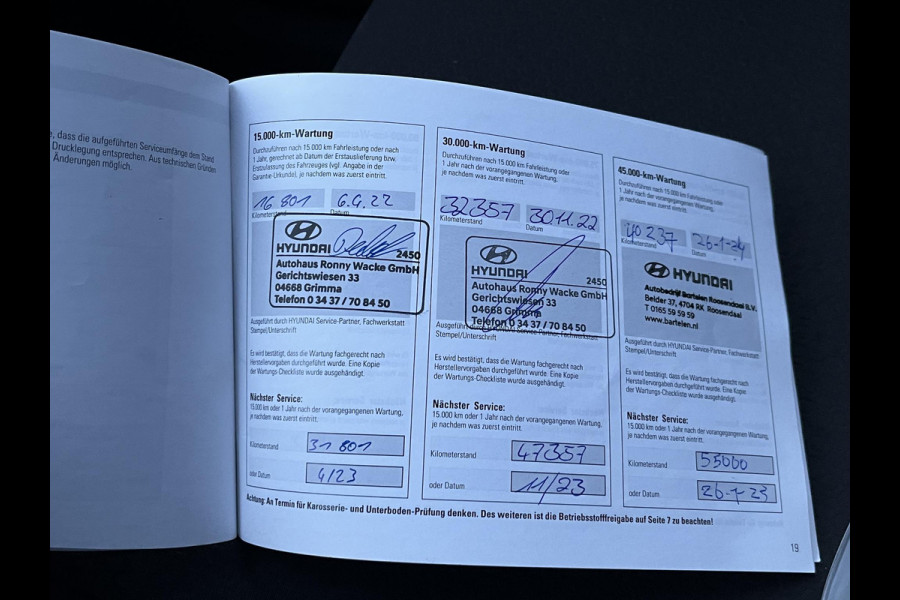 Hyundai Kona EV Premium 64 kWh SOH 100% | 3-Fase | Warmtepomp | Stoel- & Stuurverwarming | Afneembare Trekhaak | Volledig Hyundai-dealer onderhouden