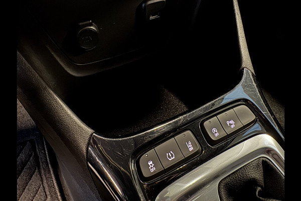 Opel Crossland 1.2 T 130pk Elegance Automaat CAMERA/CLIMA/CARPLAY/TREKHAAK/WINTERPACK